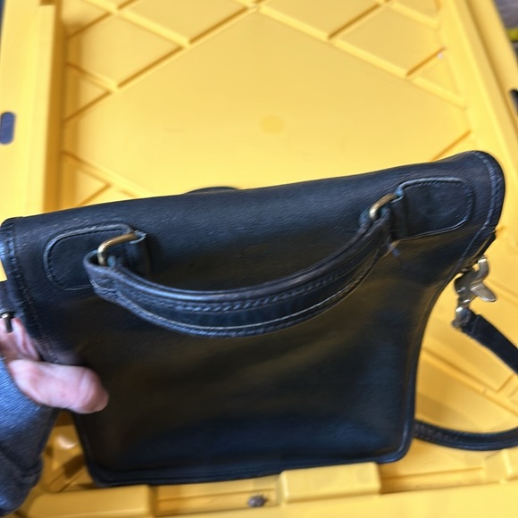 Coach Vintage Willis Top Handle - Picture 11 of 14